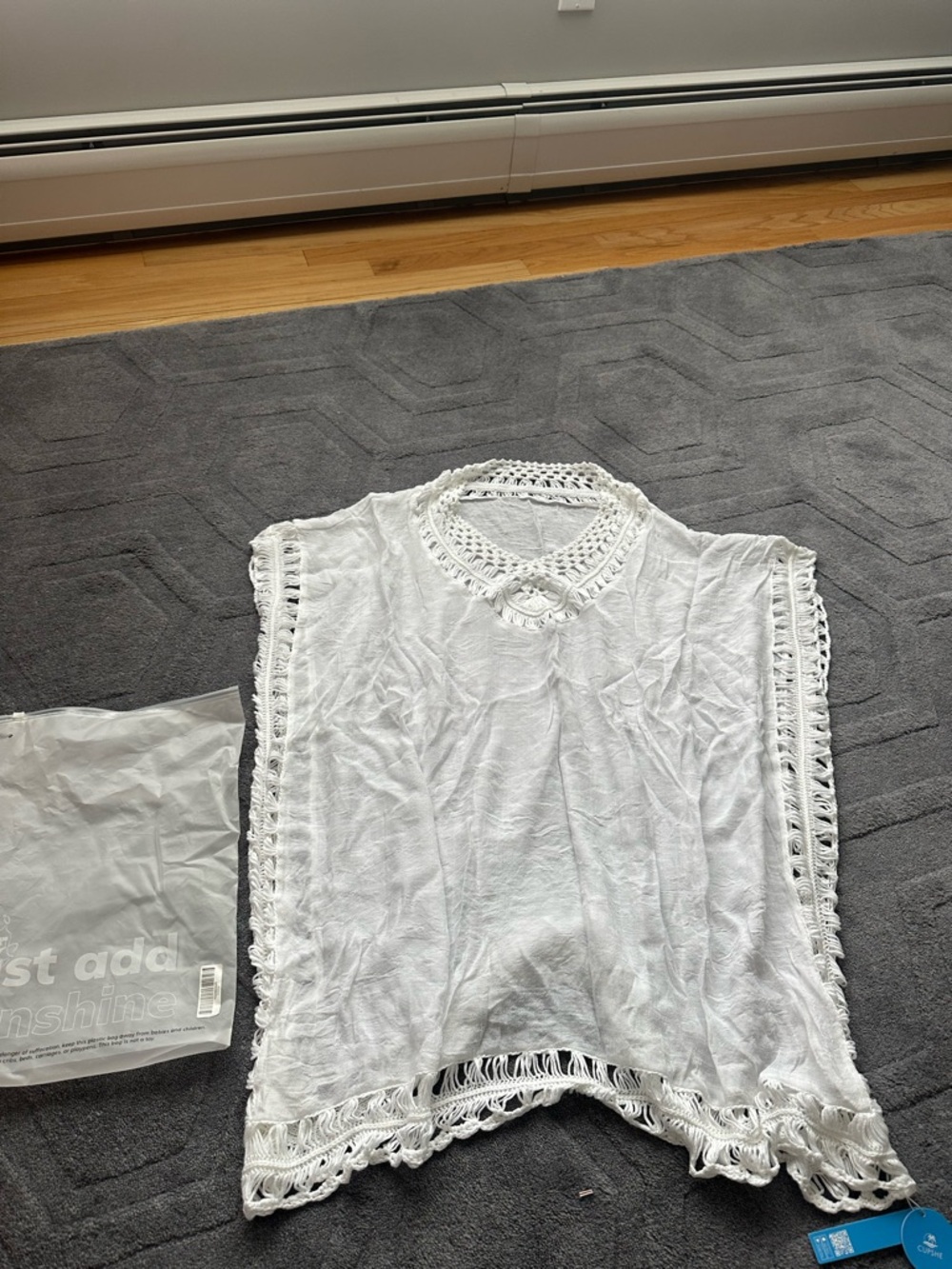 Cupshe White Crochet-Trim Sleeveless poncho